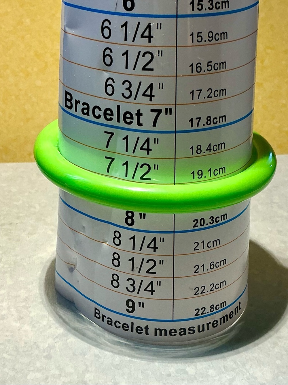 Vintage Stackable Bangles Set of 3 Summertime Lime, White, Black Plastic Bangers - Picture 8 of 11